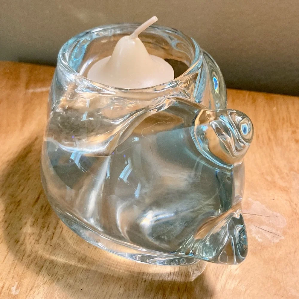 INDIANA GLASS Kitty Cat Glass Votive Candle Holder with Hand Crochet Doily